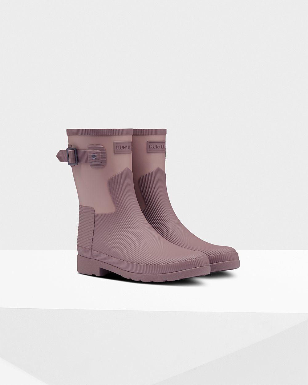 Women Hunter Refined Texture Block Slim Fit | Short Rain Boots Pink/Purple | NZ-28561-ACYE